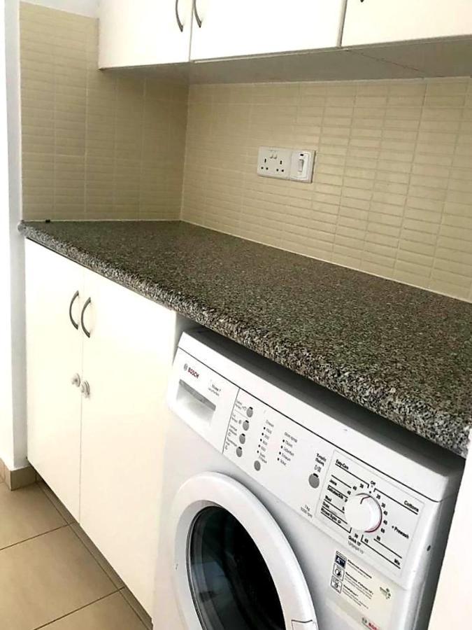 Elysia Park Cozy 2 Bedroom Apartment